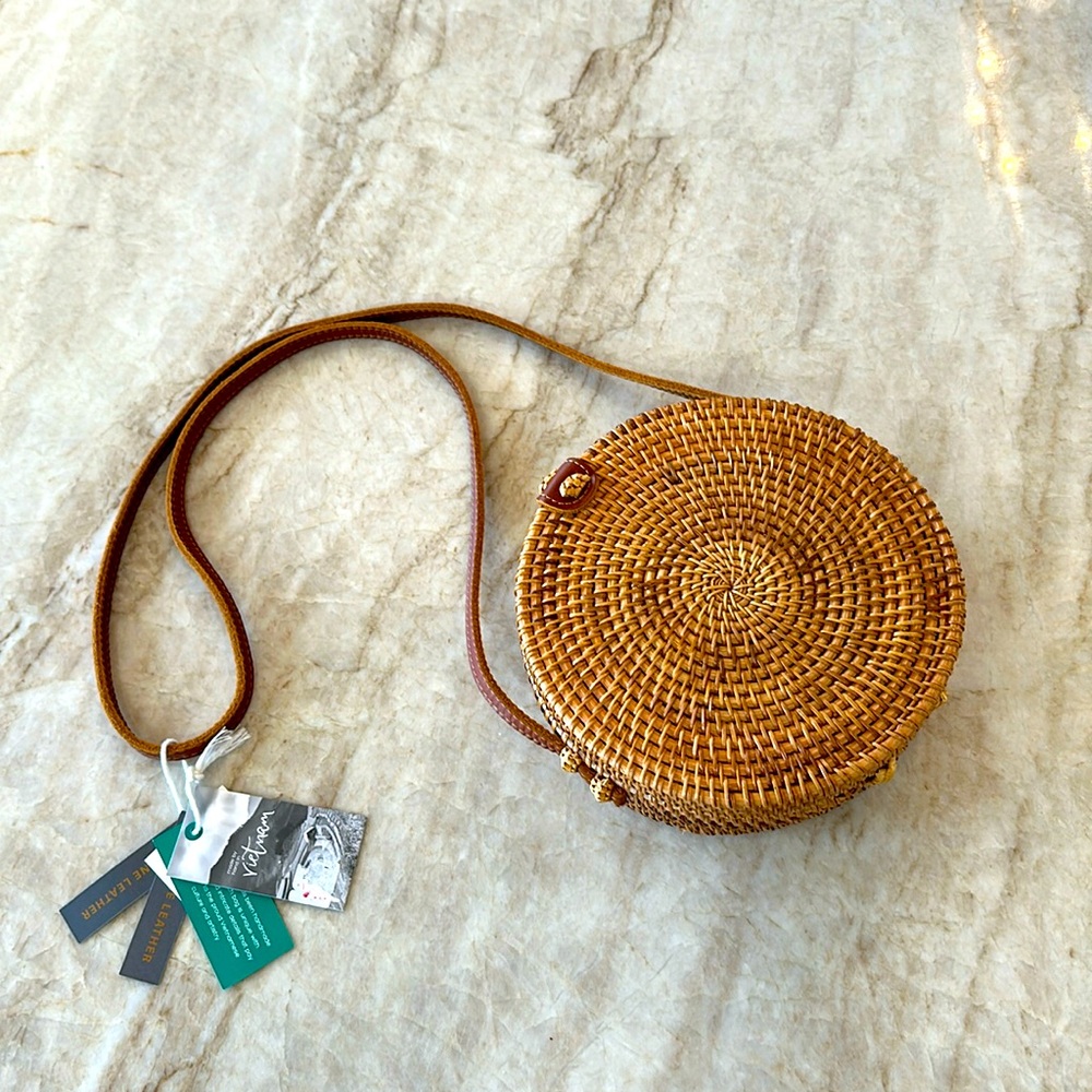 NWT- Handmade Woven Rattan Bohemian Vacation Purse